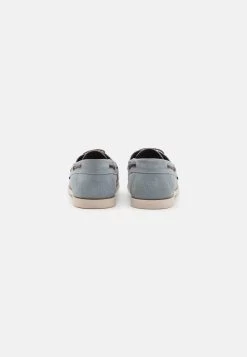 Pier One LEATHER UNISEX - Bootsschuh - Light Blue 8 Pier One LEATHER UNISEX - Bootsschuh - Light Blue -Pier One 38a5e66a7c314c5d9ef54a801fa7a47d
