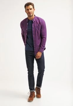 Pier One -Pier One 6ea529a911e949d2a7a4cdb6be1d78db