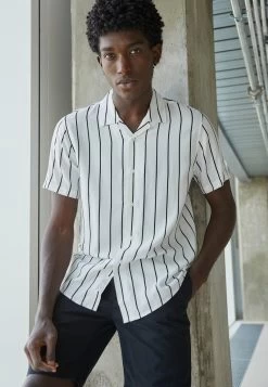 Pier One 2 PACK - Hemd - Black/white 9 Pier One 2 PACK - Hemd - Black/white -Pier One e9850c2e54ca4eb6b01614842b047075